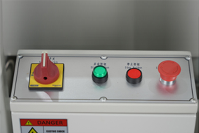 ماكينة غلق الصناديق الكرتونية