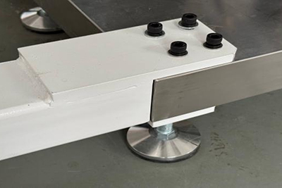 روبوت تحميل المنتجات على الباليت